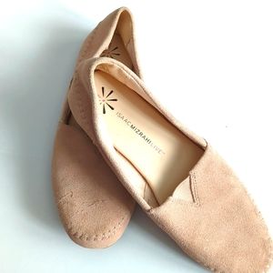 Isaac Mizrahi women's flats size 8